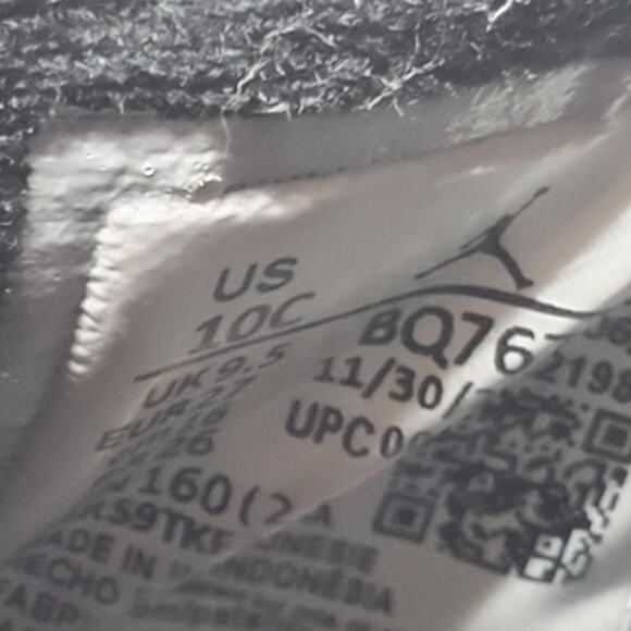 2022 Nike Air Jordan 4 Retro Red Cement Sneaker BQ7670-161 Toddler Boys Size 10C - Picture 7 of 8